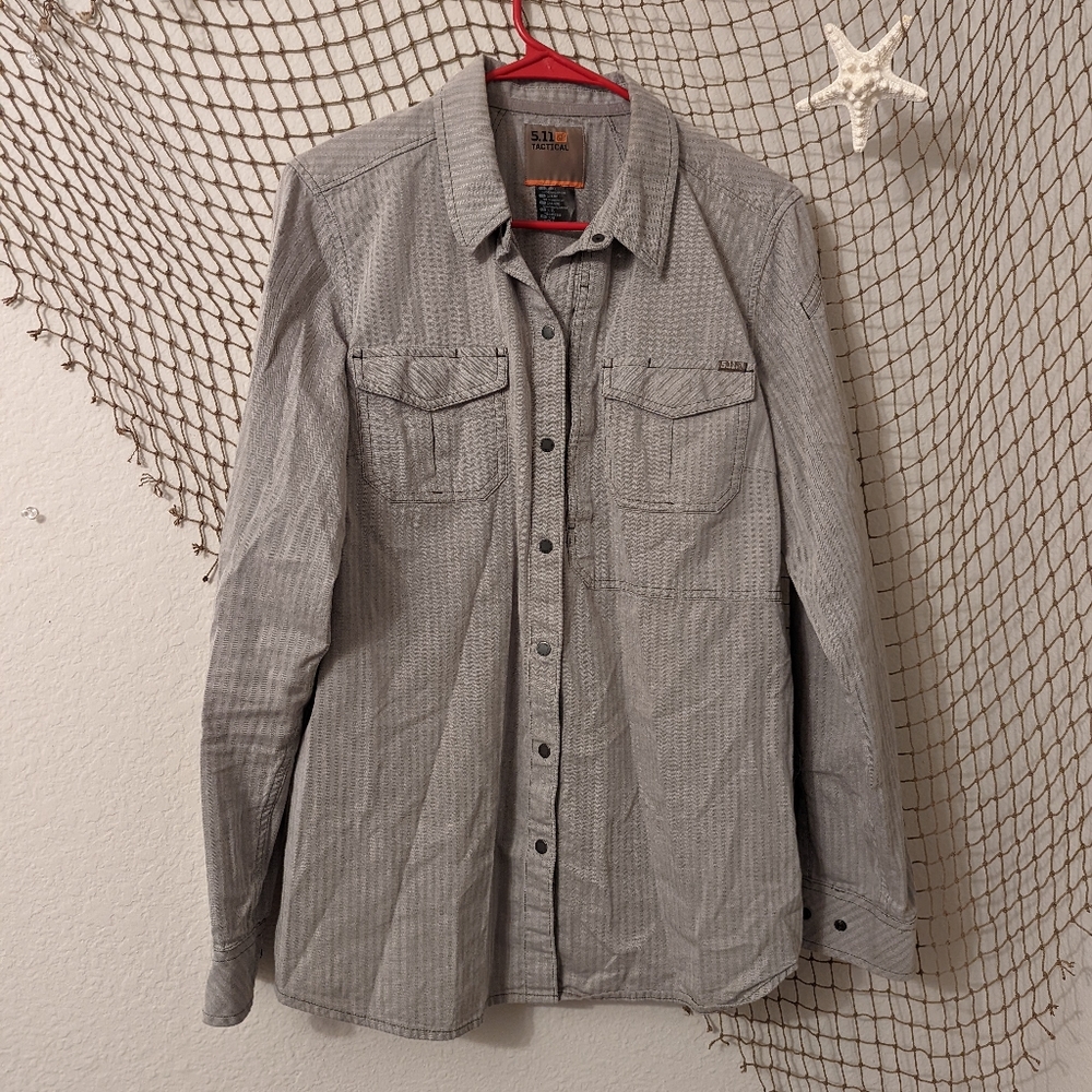 5.11 Tactical Large Cotton Long Sleeve Gray Stripped Button Down